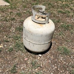 20  Pound Lp Tank For Bar B Q Grill 