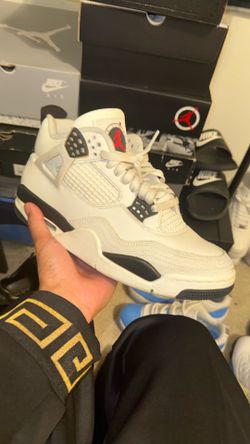 Jordan 4 flight clubs size 9 men