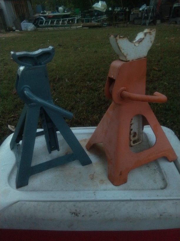 Car Jack Stands