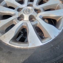 Toyota Tundra / Sequoia Wheels 20'
