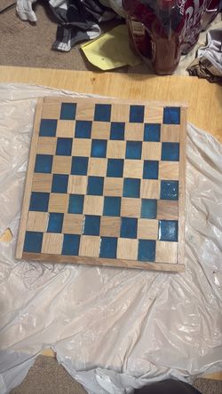 Chekers/chest board