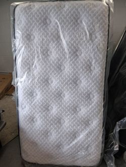 12"Thick twin mattress