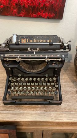 Underwood, antique typewriter, 1930s