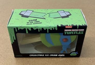 2018 Viacom CULTURE FLY Teenage Mutant Ninja Turtles THE NICK BOX “Leonardo “ COLLECTIBLE Icream VINYL 👀 (please read description )