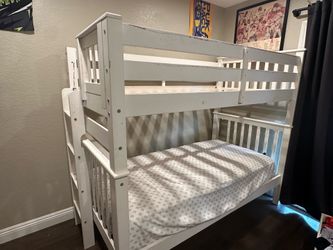 Free twin bunk bed
