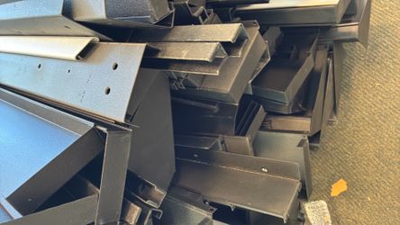 Free METAL must pick up. Today & Tomorrow.