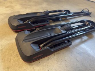 (2) Yakima HighRoad Premium Rooftop Upright Bike Mounts