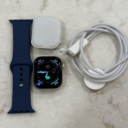 Apple Watch Series 11 42mm GPS Silver Aluminum Like New 