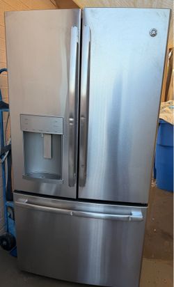 GE ENERGY STAR 22.1 Cu. Ft. Counter-Depth Fingerprint Resistant French-Door Refrigerator GYE22HSKFSS