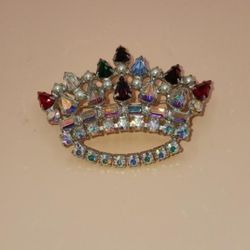 Vintage B. David Mothers Crown Brooch