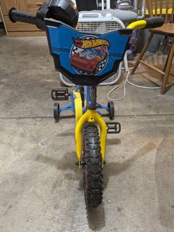 Hot Wheels Tricycle