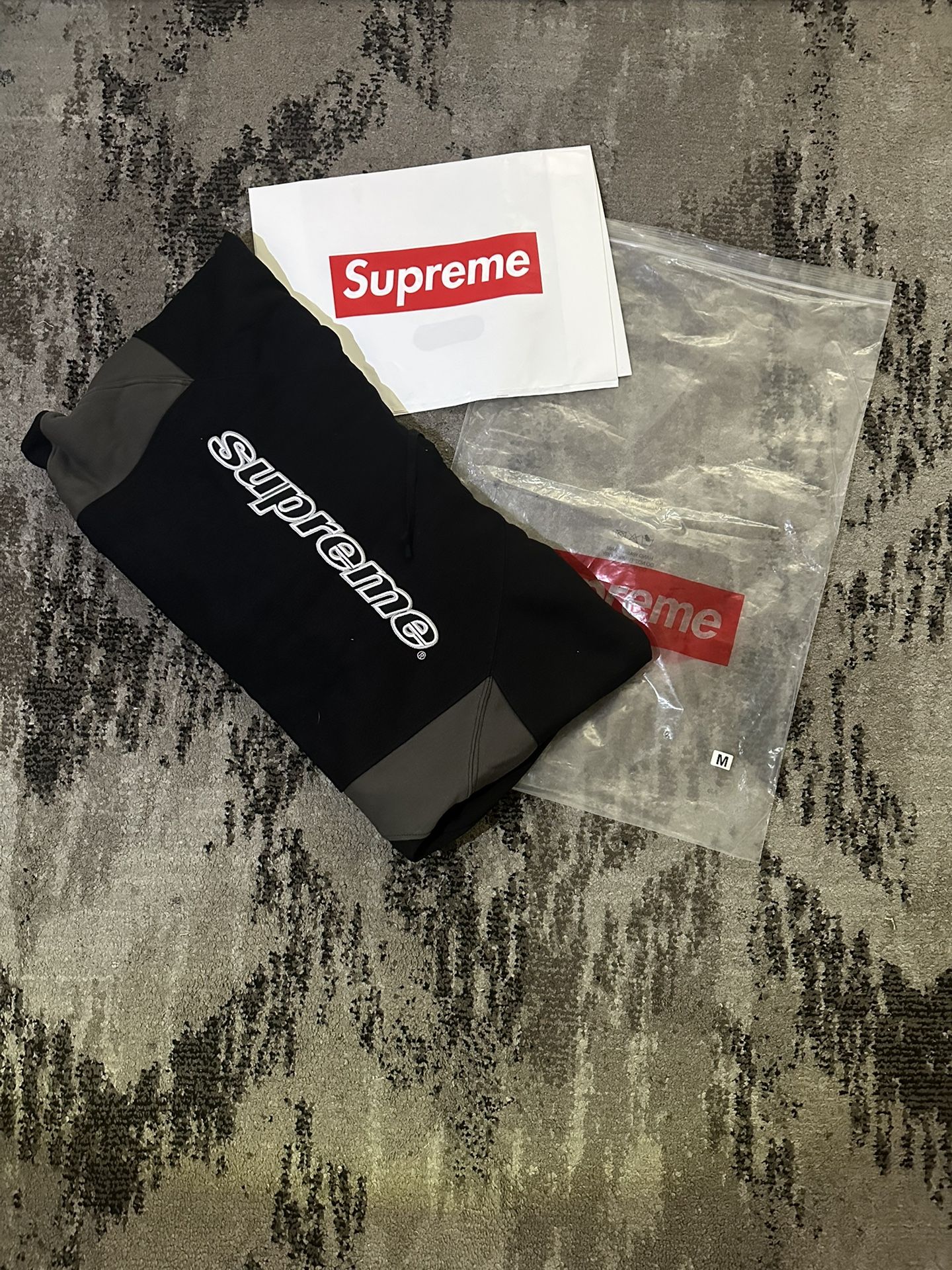Supreme Division Hooded Sweatshirt 'Black'