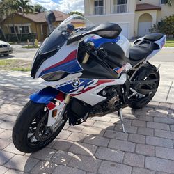 BMW S1000RR