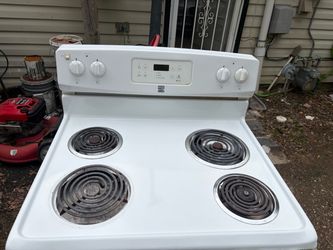 Electric Stove for Sale-Estufa eléctrica en venta