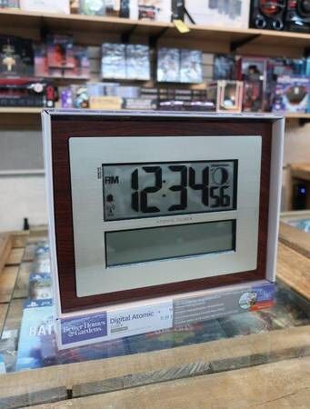 Atomic Digital Alarm Clock w/ Calendar & Temp in Cherry Finish