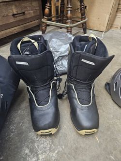 Salomon F20 Snowboard Boots