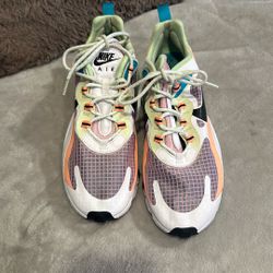 Women’s Nike React Air Sneakers Size 8.5
