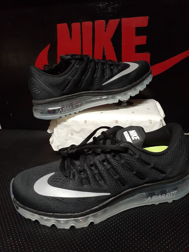 Nike Air Max 2016 brand new in the box size 8 9 + 10