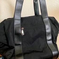 Women’s duffel bag 🖤