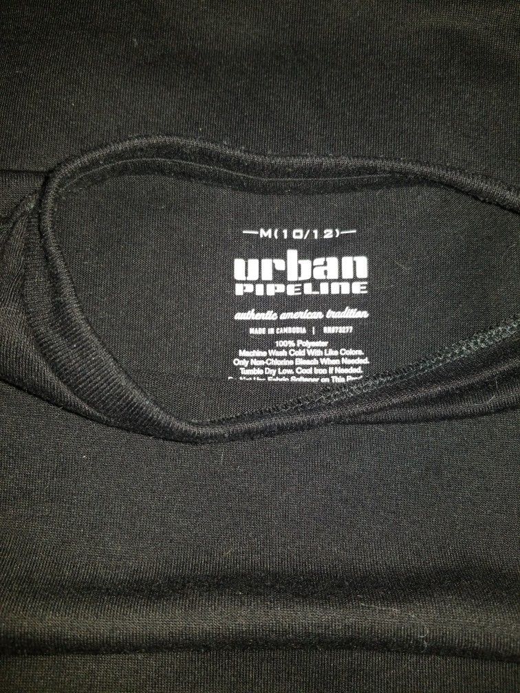 BRAND NEW URBAN PIPELINE Child's (M 10-12) BLACK TSHIRT