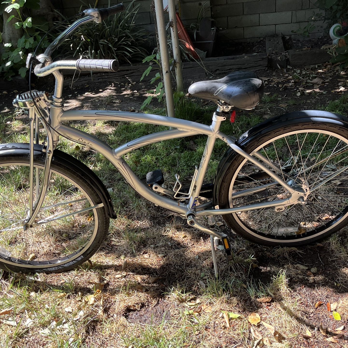 trek clyde bicycle Trek Clyde for Sale in Los Angeles, CA