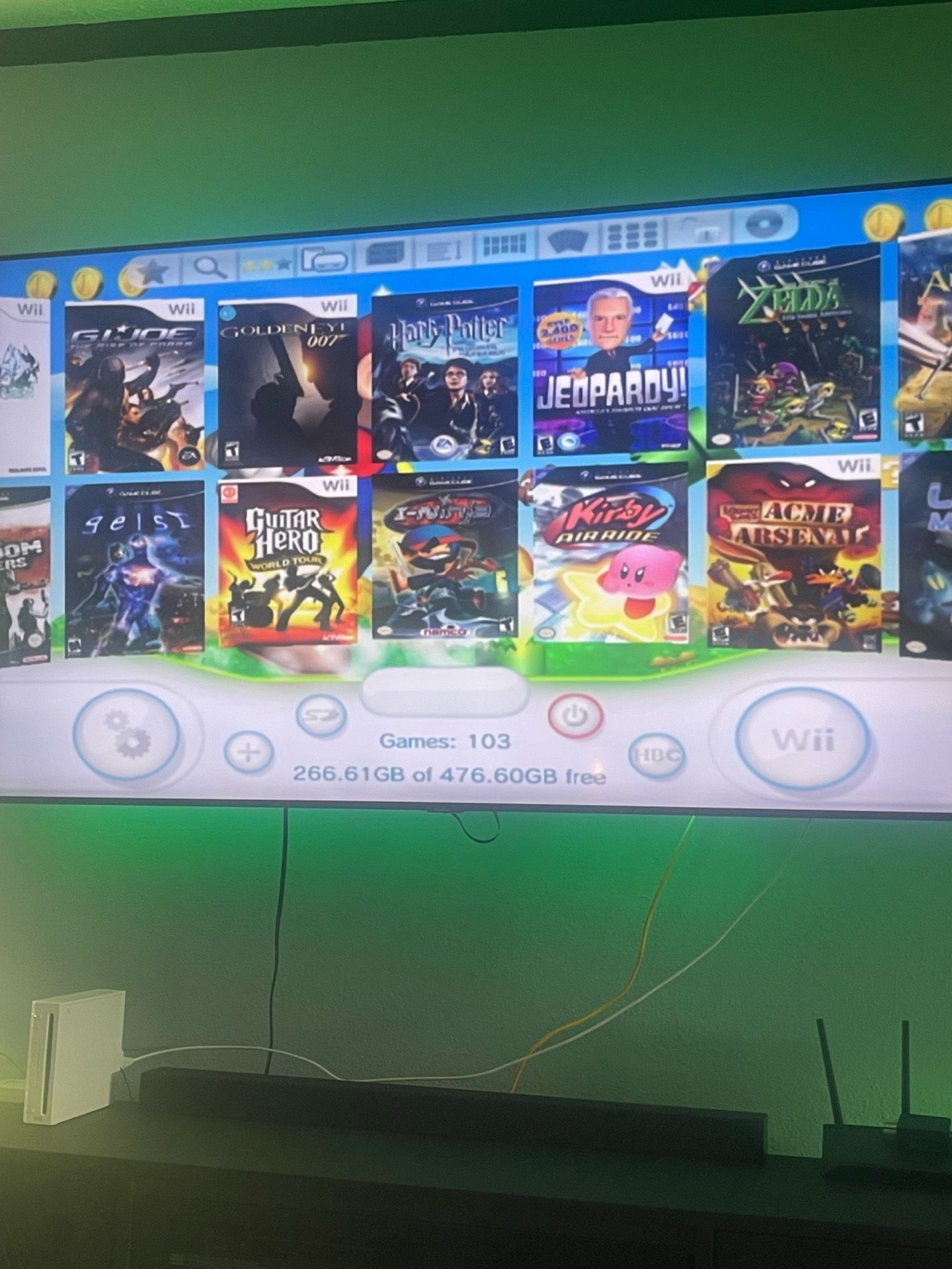 Nintendo Wii with over 10,000 games HDMI equipped 2 controllers an nunchucks