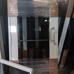 Se Venden Puertas Y Ventanas De Aluminio Con Cristal De Impacto 