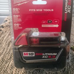Milwaukee M18 18 V 5.0 Ah Lithium Ion XC Extended  Capacity Battery 