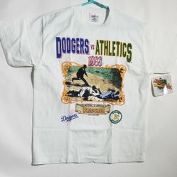 VINTAGE 1988 LOS ANGELES DODGERS VS ATHLETICS WORLD SERIES NATIONAL VS AMERICAN T-SHIRT  ADULT SIZE M NEW