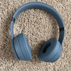 Beats Solo 4 Headphones 