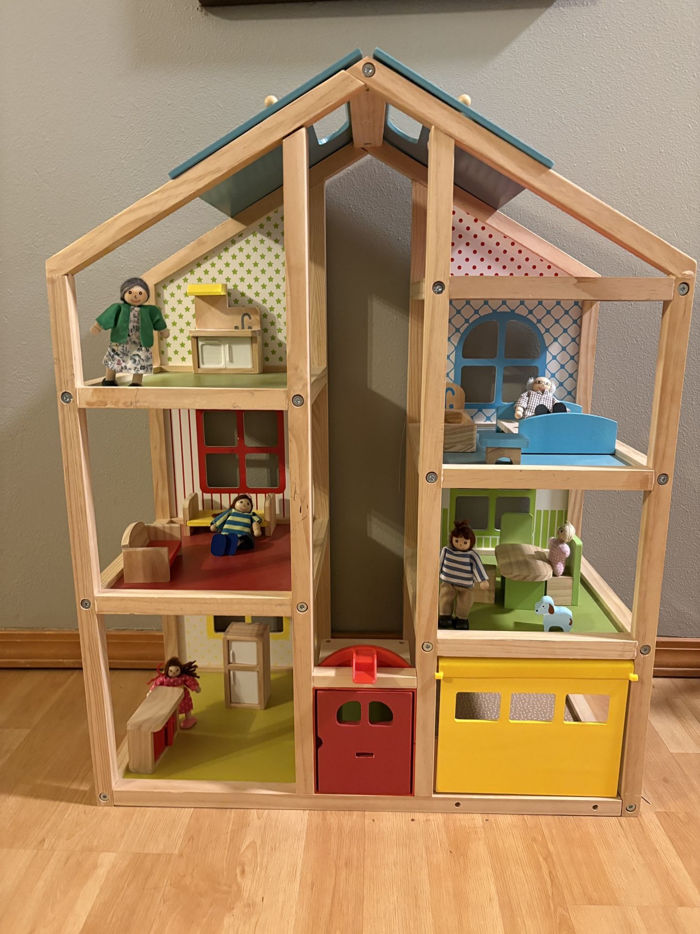 Melissa And Doug Wooden Hi-Rise Dollhouse