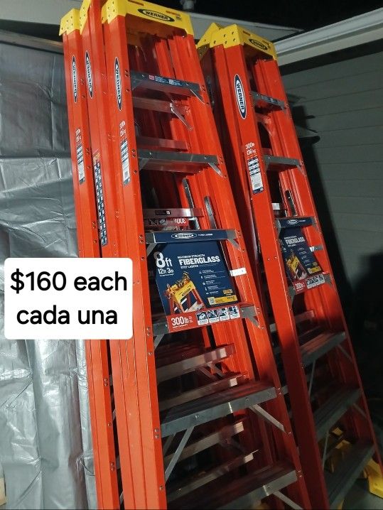 8' Werner Ladders 350lbs