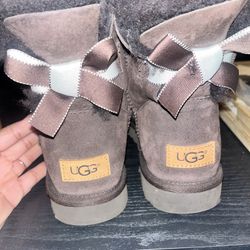 Bailey Bow Uggs 