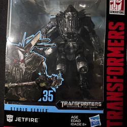 Studio Series 35 Jetfire