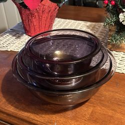 Vintage  Pyrex  PRICE CUT 
