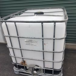 275 Gallon Tank 