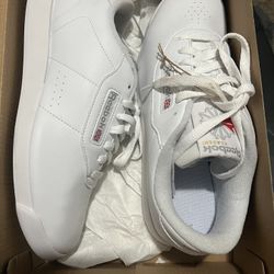 Women’s Princess Wide D Reebok