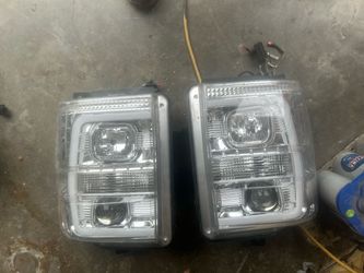 2008-2010 Ford f250,f350,f450,f550 headlight assembly /also have 2011-2016 headlights assembly