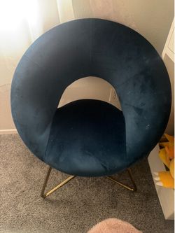 Vanity chair