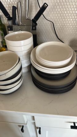 Free plates and bowls