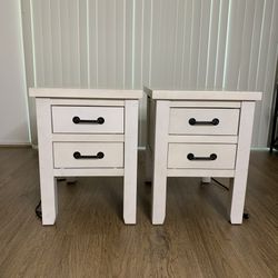2 side tables with outlets and USB ports 