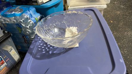 Vintage Crystal Bowl $7