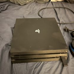 PS4 Pro 