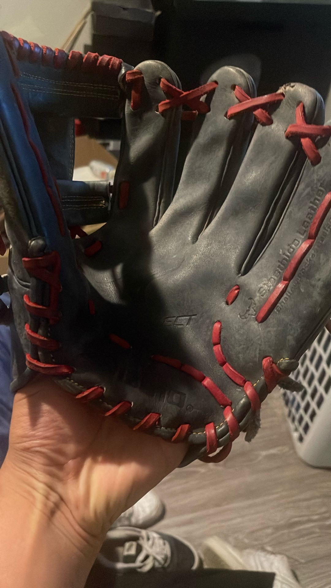 Mazuno Glove