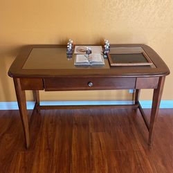 Entrance Table