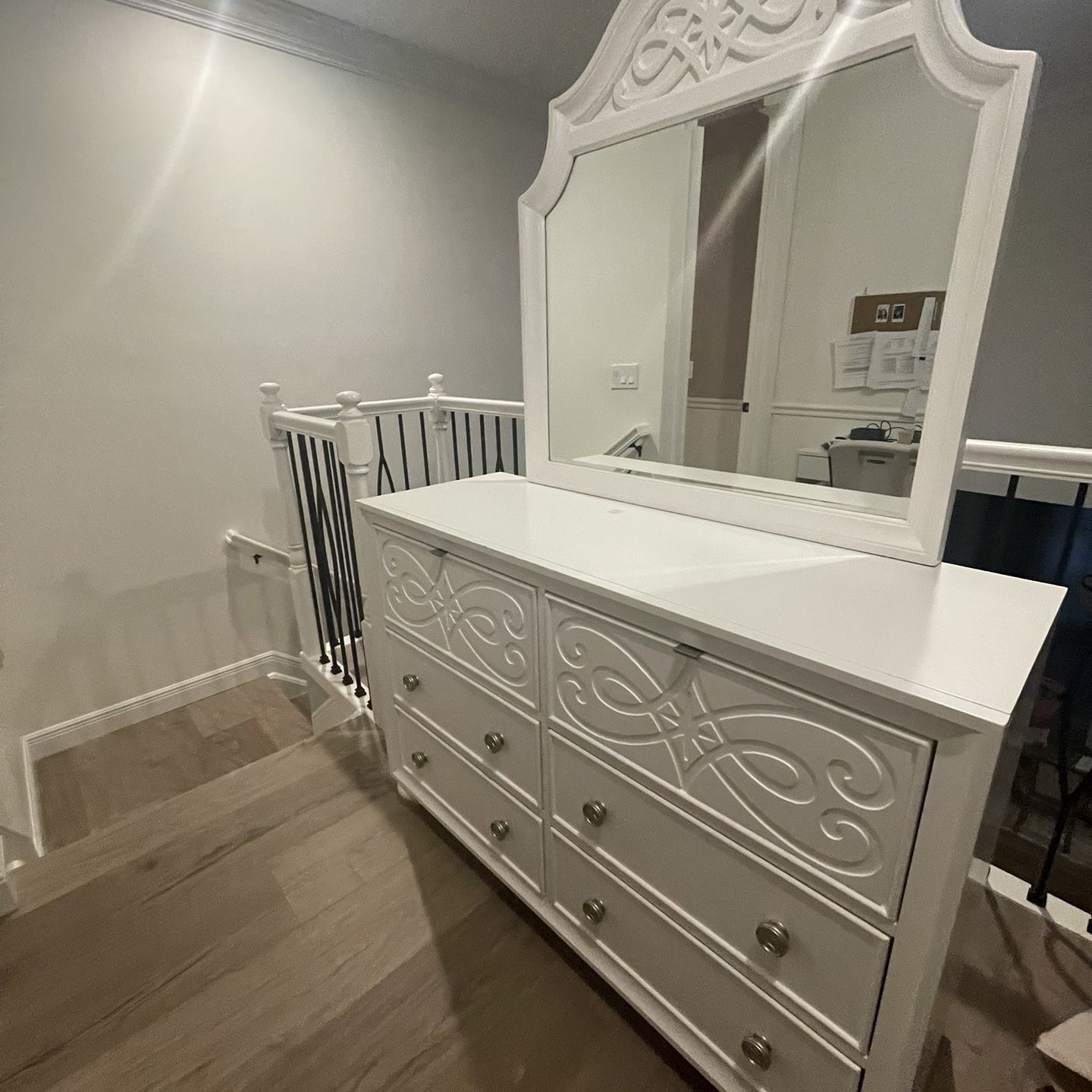rooms to go princess dresser Disney Princess Sparkle White 6 Drawer Dresser