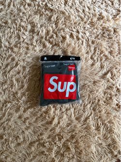 Supreme x Hanes Cushion Crew Socks 4-Pack