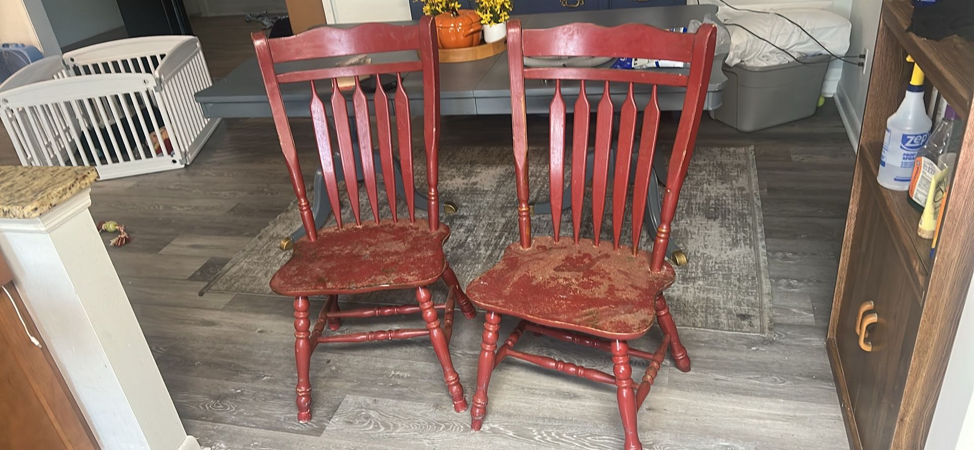 set Of Two Solid Wood Chairs With A 18 Inch From The Ground Seat And 45 Inches From The Floor To The Back Of The Chair