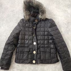  Juicy Couture Women's Hooded Puffer Jacket
Size Medium