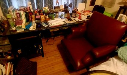 Desk, Chair & File Cabinet